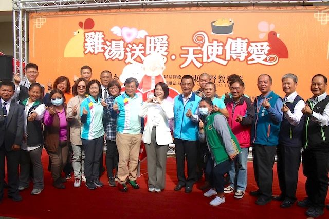屏東縣政府雞湯送暖強化獨老關懷安全網記者會現場